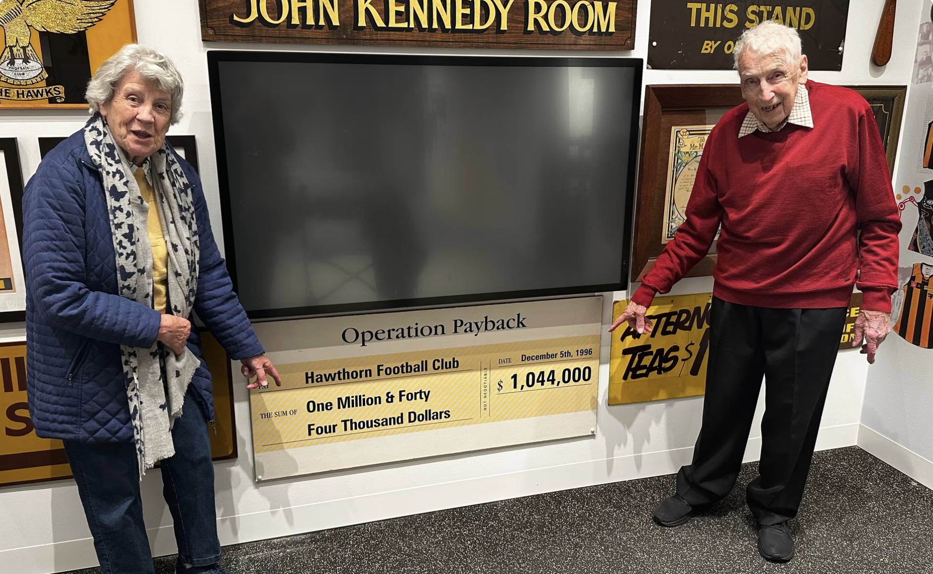 Oldest living life member visits Kennedy Community Centre